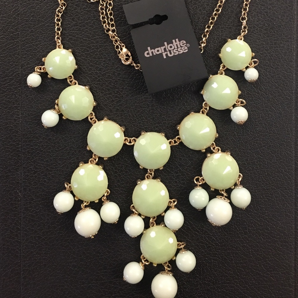 Charlotte Russe Jade Green/Gold necklace